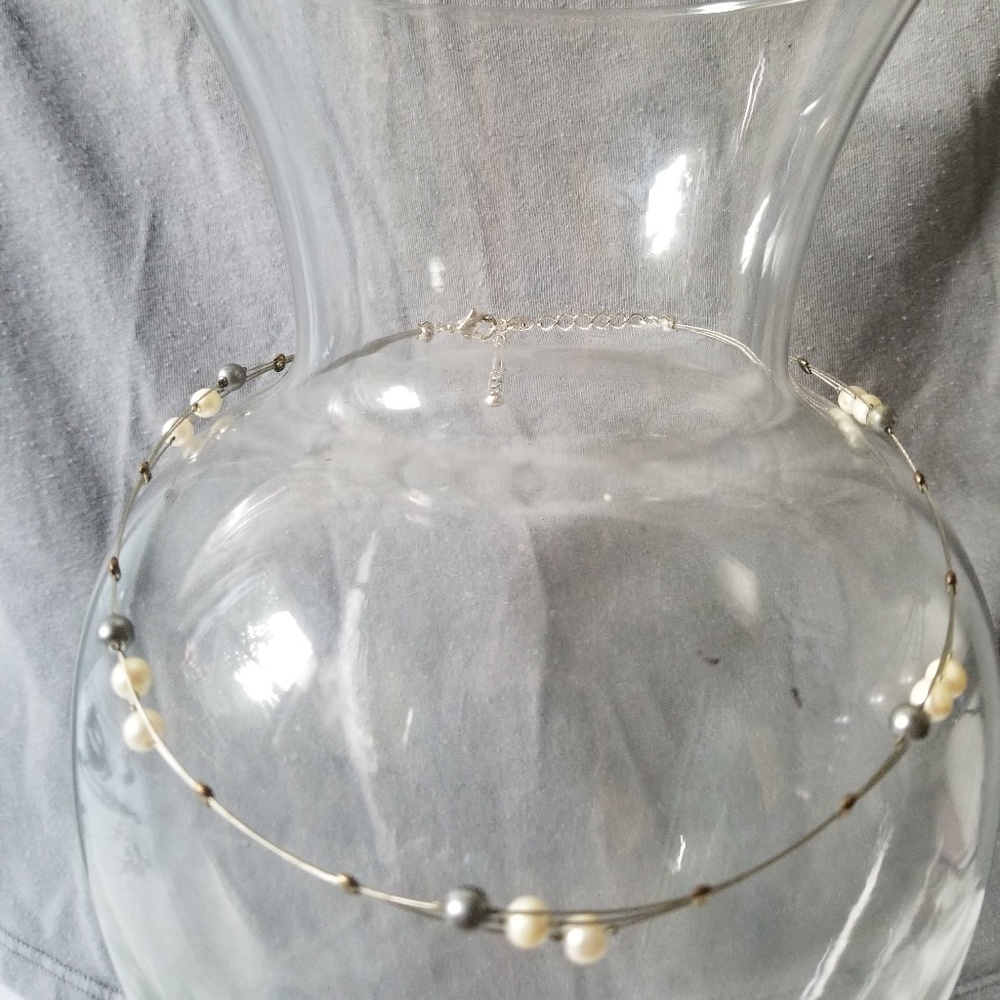 ❗5 For $2️⃣5️⃣ Black & White Pearlette Neck-Choker